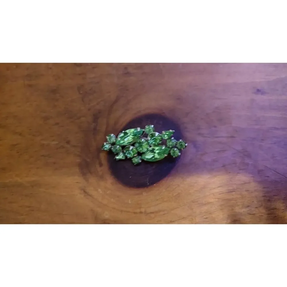 Beautiful Uranium Glass Brooch Vintage - Picture 7 of 8